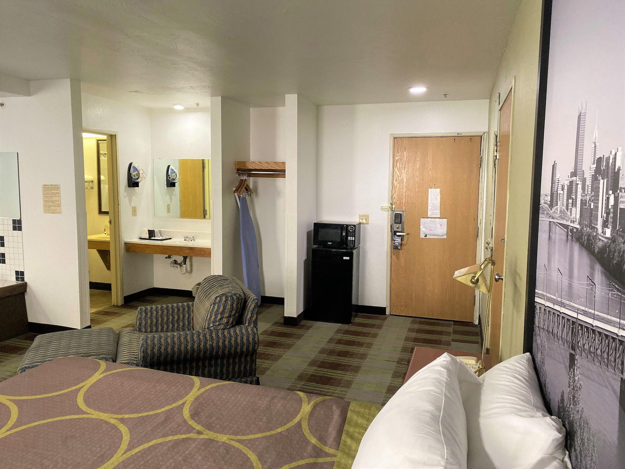 Super 8 By Wyndham Pittsburgh/Monroeville Εξωτερικό φωτογραφία