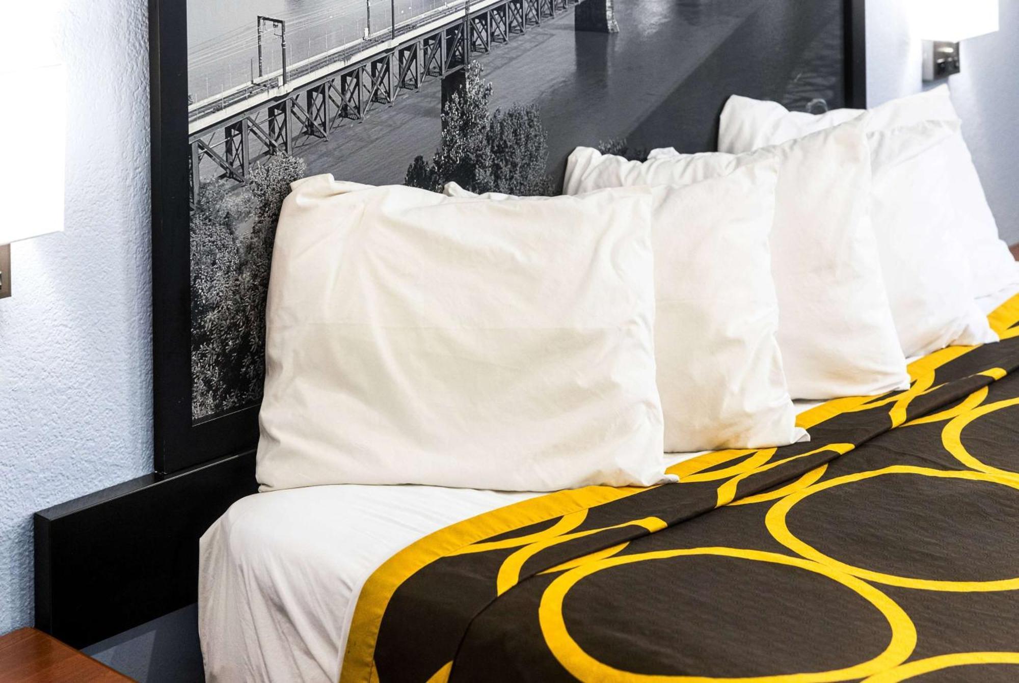 Super 8 By Wyndham Pittsburgh/Monroeville Εξωτερικό φωτογραφία