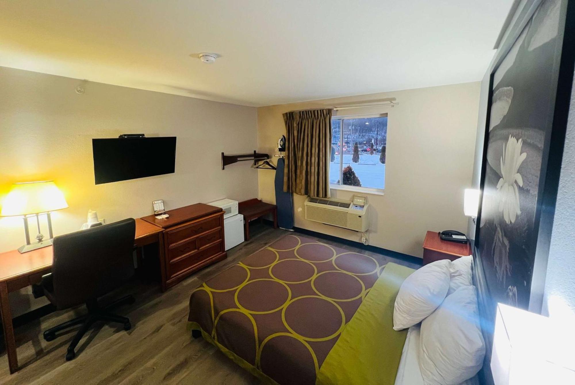 Super 8 By Wyndham Pittsburgh/Monroeville Εξωτερικό φωτογραφία
