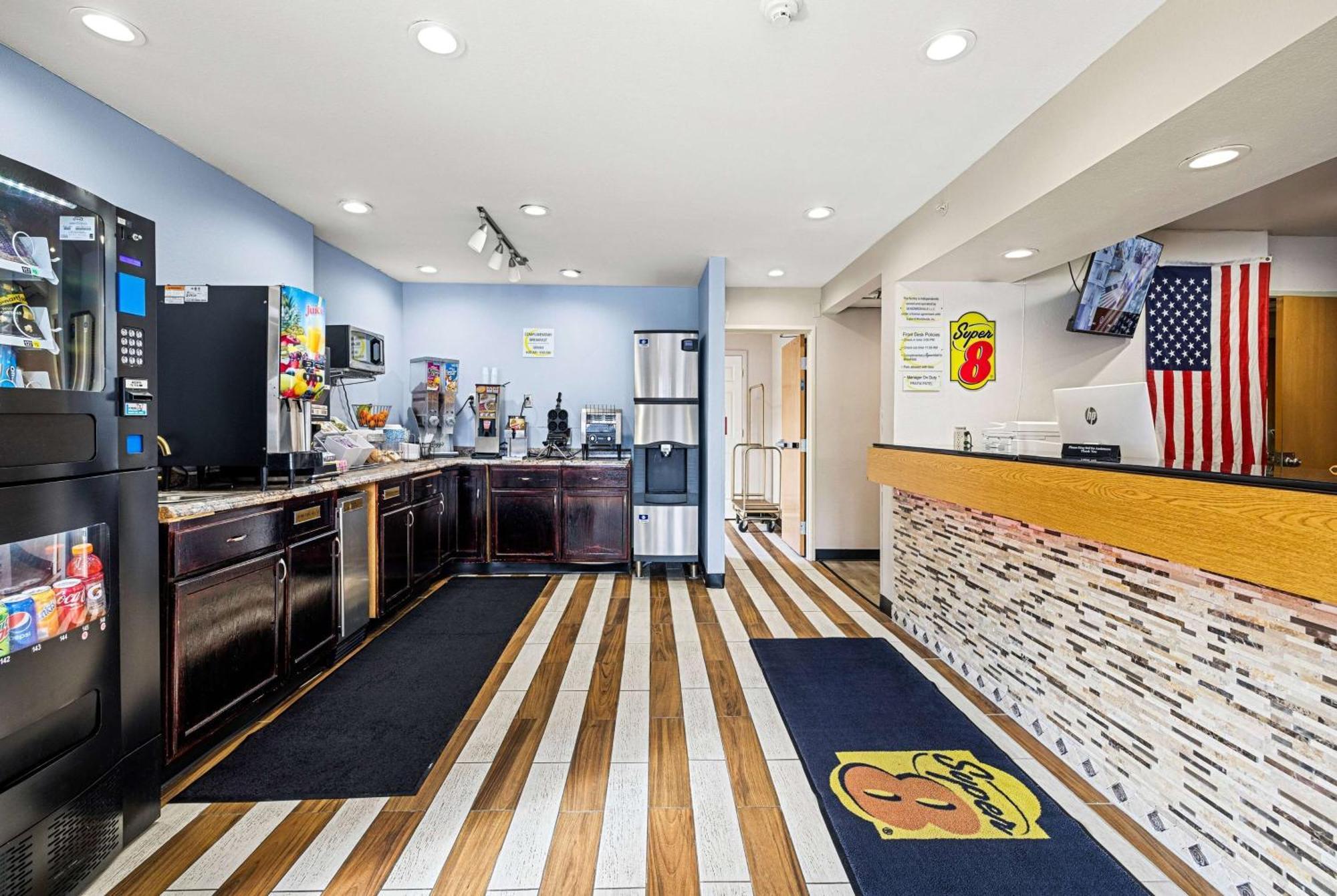 Super 8 By Wyndham Pittsburgh/Monroeville Εξωτερικό φωτογραφία
